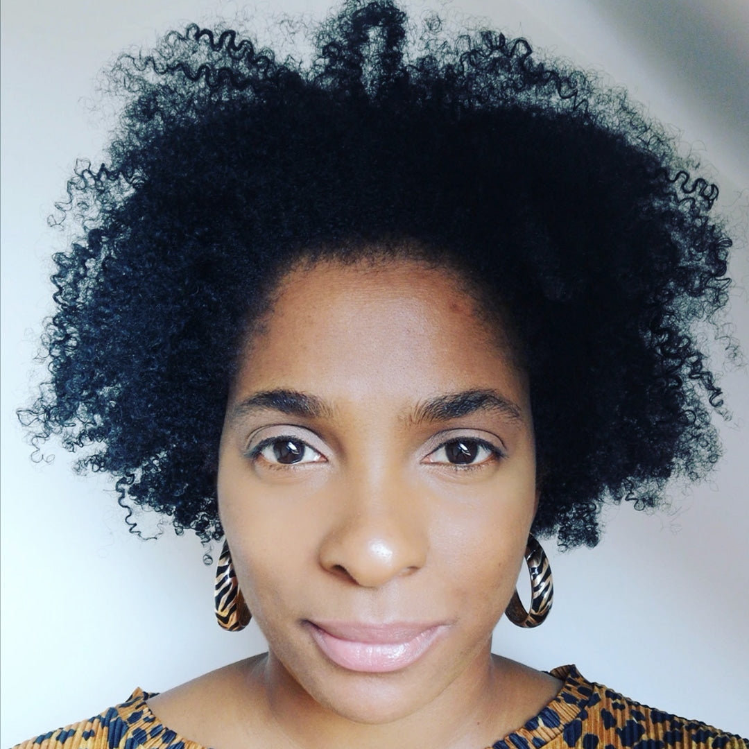 What Lies Beneath... Donna Dia